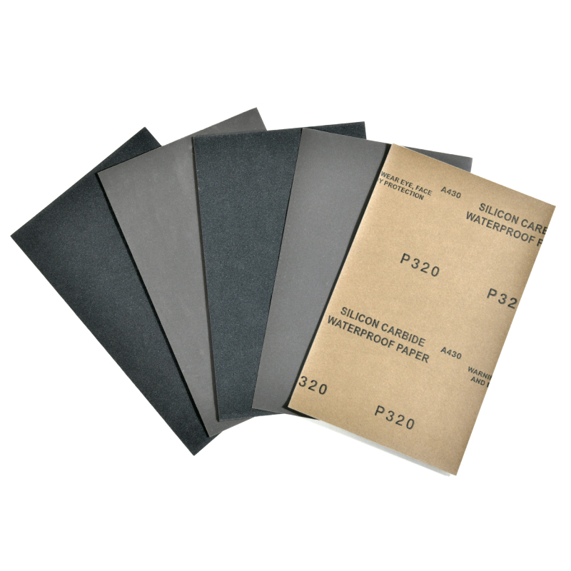 Hvorfor er vannbestandig sandpapirskive ideell for sliping av buede overflater?